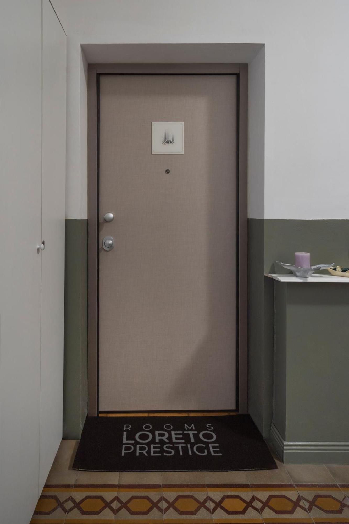 Couette-café Loreto Prestige - Parking Free & Bulb Gym