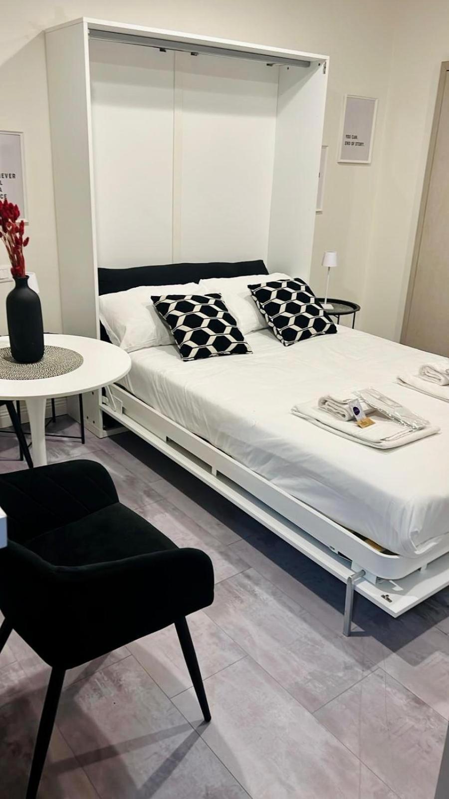 Bed & Breakfast Loreto Prestige - Parking Free & Bulb Gym